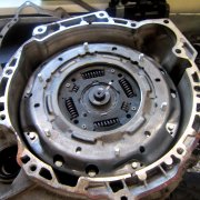 återmonterad kopplingspaket på ford powershift växellåda