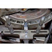 låsning av svänghjul på BMW