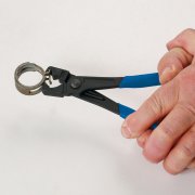 Lossning av SBC klämmor med låsfunktion