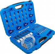 Plastkolvar och mätbehållare med slangar för returflödesmätning av injektorer