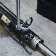 Specialnyckel används på bromsledning