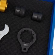 Specialverktyg för byte av axeltätning på BMW