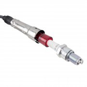 Tändgnistprovare monterad med tändkabel och tändstift