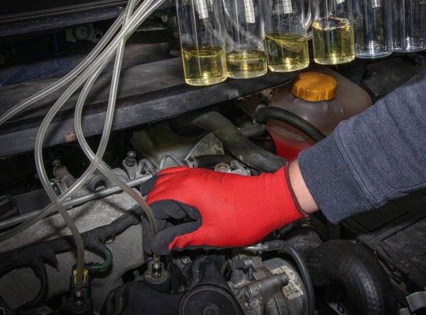 Common-Rail-testare med 36 adaptrar