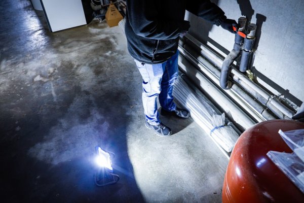 18V LED Arbetslampa – 2000 lm, SMD, 3 lägen