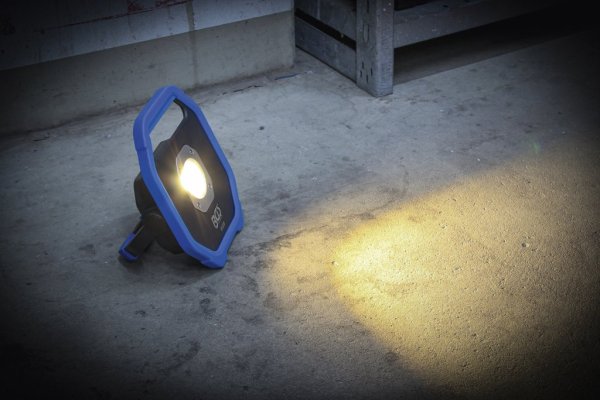 COB LED Arbetslampa 10W – 600/1000 lm, IP54, Dual Color