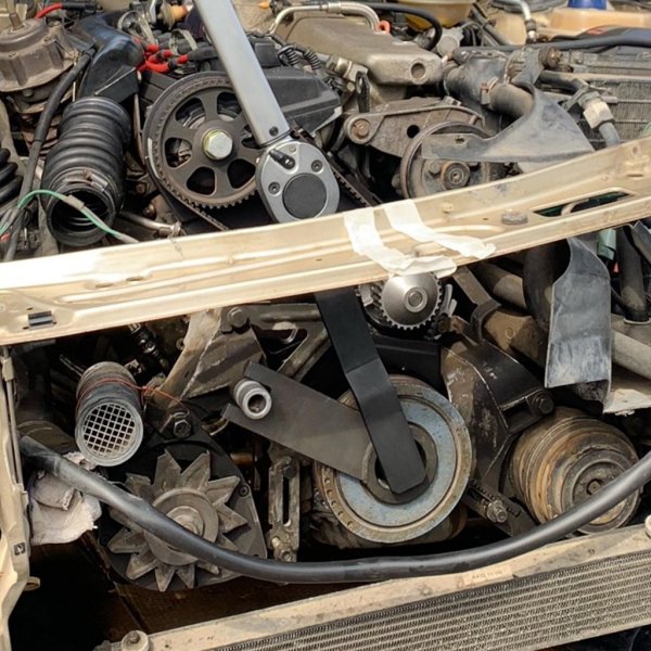 demontering av vibrationsdämpare på audi 5 cylinder