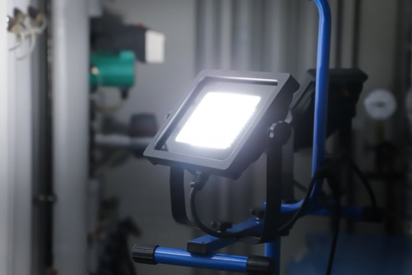 Duo-SMD-LED arbetslampa 2x70 W med stativ