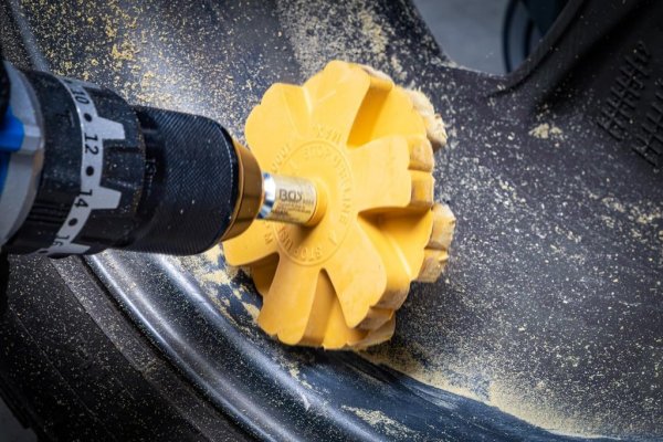 Folieraderare Wave Ø 88 mm – Gummirondell för Borrmaskin med Adapter