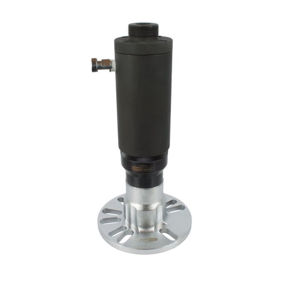 gängadapter som används med dragfläns och hydraulik cylinder