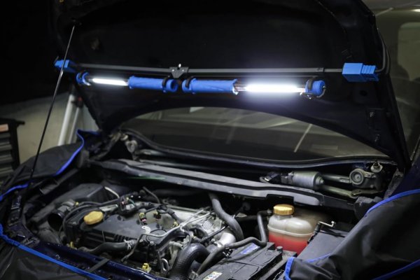 LED-Motorhuvslampa med expanderhållare, 2 COB-LED