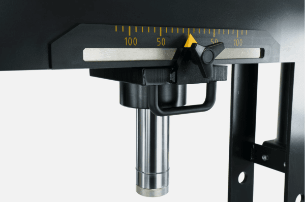 30 tons Hydraulisk Verkstadspress – Svetsad Ram & Manuell Pump