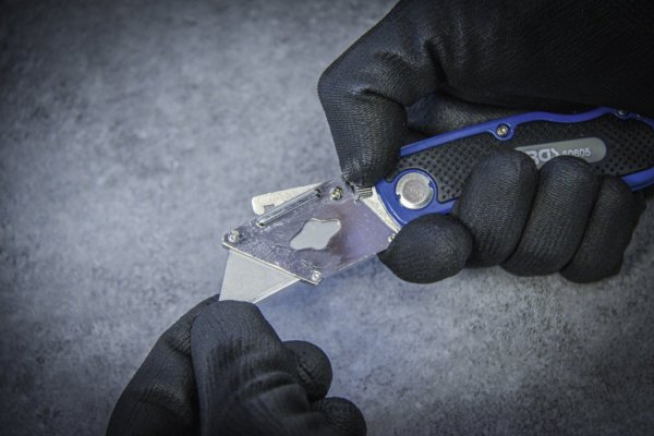 Universalkniv 150 mm med fällbart blad